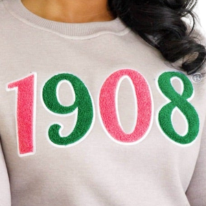 Sudadera de Mujer con Cuello Redondo Premium, Forro Polar Verde para Invierno, con Bordado de Letras Griegas - Product Image 6