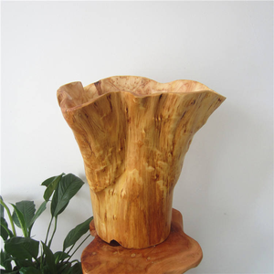 Cubo de Madera Rústico Tallado a Mano para Decoración del Hogar, Estilo Rústico, para Interiores y Exteriores, por MULTI CRAFT - Product Image 6