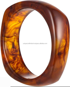 Brazalete de resina único 2025 para mujer, joyería de diseño moderno, brazaletes hechos a mano de resina para mujer - Product Image 1