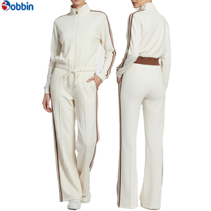 Conjunto Deportivo Casual de Otoño para Mujer Bobbin, Pantalones a Rayas de Corte Holgado con Cremallera y Cuello Alto, Manga Larga, Color Crema - Product Image 5