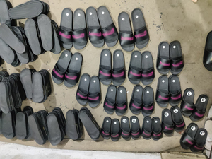 Claquettes légères et respirantes en PVC, antidérapantes, à séchage rapide, pour la maison - Product Image 2