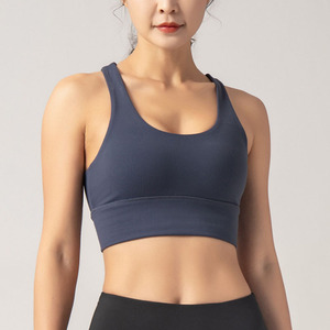 สปอร์ตบราไร้สายสีน้ำเงินกรมท่า รองรับแรงกระแทกสูง สายปรับได้ เหมาะสำหรับโยคะและการออกกำลังกาย คุณภาพสูง ป้องกันแรงกระแทกได้ดีเยี่ยม - Product Image 3