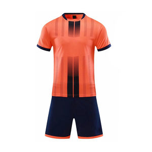 Nueva Versión 2026, Uniformes de Fútbol de Primera Calidad en Todos los Colores para Equipos, Secado Rápido, para Entrenamiento y Juego en Equipo, OEM ODM - Product Image 5