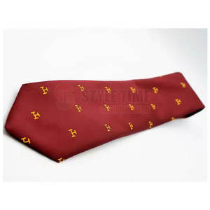 Corbata Masónica Elegante para Ceremonias con Acabado Fino y Apariencia Profesional para Reuniones Formales - Product Image 4