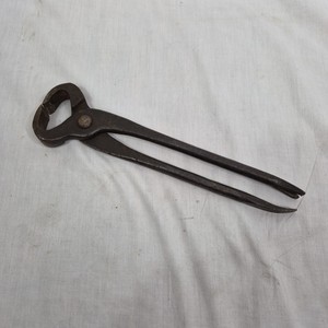 Top Sellers Premium Animal Care <b>Tools</b> Veterinary Instruments Tong Nail <b>Puller</b> Best Quality Adjustable Screw Non Slip Nail <b>Puller</b> - Product Image 3