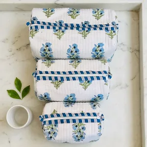 Grands sacs à cosmétiques vintage, trousse de toilette matelassée en coton, trousse de toilette artisanale imprimée au bloc, cadeaux pour demoiselles d'honneur, cadeau de fête - Product Image 4