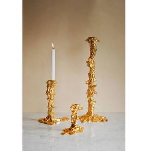 Porte-bougie en métal argenté de luxe pour la décoration de table de mariage et d'église à un prix raisonnable - Product Image 2