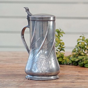 Carafe en argent d'inspiration vintage, design antique, pichet décoratif parfait pour la décoration du salon et de la salle à manger, vente en gros depuis l'Inde - Product Image 1