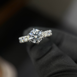 Bague solitaire en diamant rond cultivé en laboratoire, 2,5 carats, couleur D, clarté VVS2, or 14 carats, certifiée IGI, bijoux de fiançailles et de mariage, vente en gros - Product Image 2