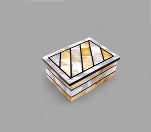 Nuevo diseño de caja de joyería de nácar, caja de almacenamiento decorativa de resina de lujo con incrustaciones de nácar, a bajo precio de fábrica. - Product Image 1