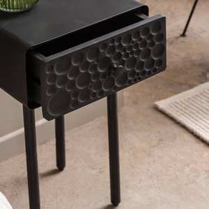 Mesita de noche Vandana Grand Novara en madera de mango y metal - Product Image 2