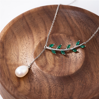 Collier en Y personnalisé avec feuille verte et perle, chaîne en argent, pendentif botanique en zircone marquise pour femme, bijoux élégants en gros