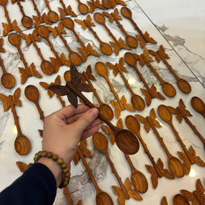 Cuchara de Alimentación para Bebés de Madera Natural, Segura y Suave, Hecha a Mano, Pequeña, para el Aprendizaje y Entrenamiento de Niños Pequeños, Exportador Mayorista - Macy - Product Image 4