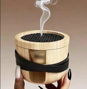 Brûleur d'encens en bois Bakhoor Mubkhar avec dessus en maille métallique et sangle noire pour aromathérapie - Product Image 1