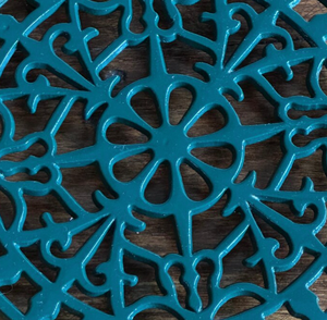 Socle décoratif ovale en fonte de haute qualité, motif poisson, support pour plats chauds, vaisselle de cuisine, fournisseur direct, commande en gros - Product Image 3