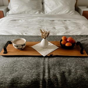 Plateau décoratif en bois fait main de style rustique, forme irrégulière avec poignée, motif floral pour la décoration de chambre - Product Image 5