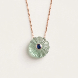 Collier pendentif gravé en forme de melon en labradorite de qualité supérieure, pierre centrale bleue, sertie en clos, plaqué or 18 carats, pour femme, idéal pour les soirées - Product Image 1