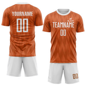 Maillot de football classique personnalisé en maille respirante avec motif rétro par sublimation, chemises de football de rue, technologie de découpe automatisée - Product Image 6