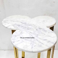 Table d'appoint en acier inoxydable avec plateau en marbre italien, petite table de salon de hauteur moyenne, table d'appoint géométrique plaquée or
