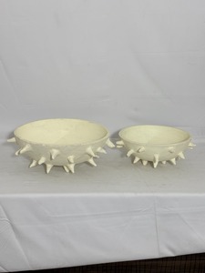 Cuenco de Papel Maché Hecho a Mano Ecológico, Texturizado Rústico, Centro de Mesa Decorativo para Decoración Moderna del Hogar, Disponible para la Venta - Product Image 3