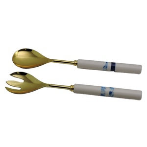 Serveur de salade plaqué or fait à la main en résine d'approvisionnement direct d'usine pour cadeau de mariage restaurant hôtel ustensiles de cuisine serveur de salade - Product Image 1