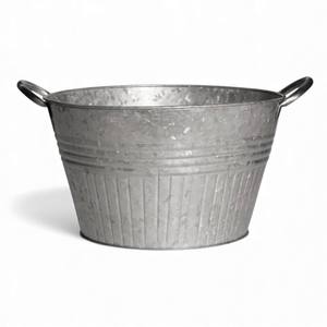 Maceta Contemporánea de Hierro con Acabado Liso para Uso Decorativo en Interiores y Exteriores - Product Image 4