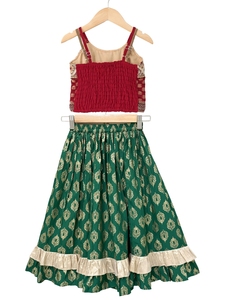 Haut sans manches en brocart tissé Twisha orné de motifs avec Lehenga imprimé - Marron et Vert - Product Image 2
