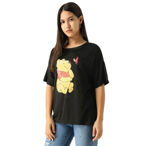 Camiseta Personalizada para Mujer con Estampado del Personaje de Winnie Pooh, Cuello Redondo, Manga Corta, Corte Holgado Informal, 100% Algodón Jersey, Transpirable, para Todas las Temporadas - Product Image 5