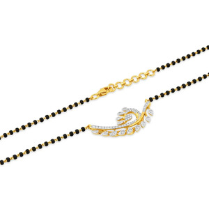 Collar Mangalsutra con diseño floral asimétrico y racimo de hojas con diamantes - Product Image 3