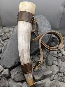 Tabla de Cortar de Madera Estilo Vikingo Rústico, Utensilios de Cocina de Alta Calidad con Soporte de Hierro, Caja, Regalo Único para Navidad - Product Image 3