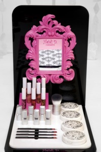 Exhibidor de Maquillaje y Cosméticos de Diseño Personalizado de Alta Gama 2025, Exhibidor de Acrílico para Productos de Cuidado de la Piel para Mostrador - Product Image 2