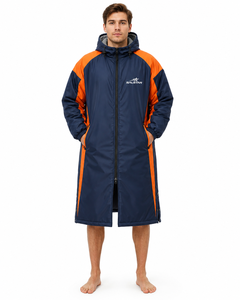 Fabricant OEM – Parka de bain imperméable à capuche personnalisée, manches longues, séchage rapide, respirante, doublure polaire, fermeture éclair, robe de change - Product Image 1