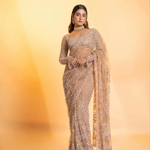 Hermoso Saree de Georgette con Bordado de Lentejuelas y Borde de Encaje, Saree para Bodas, Saree de Diseñador para Fiestas - Product Image 1