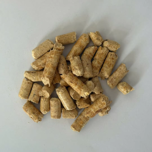 Pellets de Madera de Pino para Cama de Mascotas, Alta Absorbencia, Baja Humedad, Suministro a Granel, Exportación OEM, Vietnam - Product Image 1
