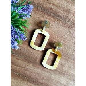 Pendientes de Cuerno de Búfalo Hechos a Mano al por Mayor, Cristal Natural, Accesorios de Moda, Exportador, Joyería Elegante - Product Image 1