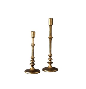 Support de bougie en métal fait main au design unique pour une décoration intérieure élégante et des concepts d'amélioration d'espace romantique - Product Image 3