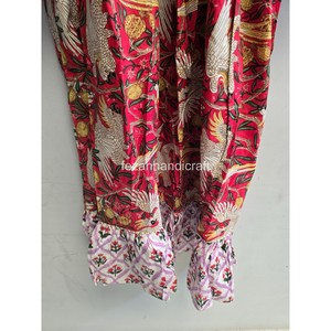 Robe midi à imprimé floral bohème, col en V, manches lanternes, coupe ample, ourlet à volants, robe décontractée d'été pour femmes - Product Image 4