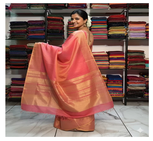 Sari de Seda Rosa Coral para Mujer, Traje Étnico Tradicional para Fiestas, Estilo Drapeado con Diseño de Borde, Tela Suave - Product Image 1