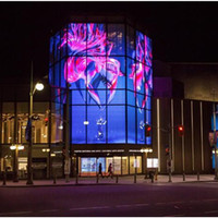 Panneau mural vidéo LED transparent 4K couleur intégrale léger avec CMS pour affichage sur vitrine et mur-rideau de bâtiment