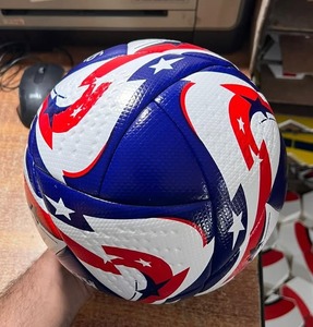 Balón de Fútbol de Entrenamiento para Exteriores, Ligero, Personalizable, de Buena Calidad y Precio Económico, con Tacto Suave de Cuero PU, para Jóvenes, Todas las Temporadas - Product Image 1