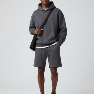 Ensemble de survêtement streetwear en coton 100% avec broderie vieillie personnalisée OEM, sweats à capuche oversize et shorts, couleurs personnalisées, 220 GSM - Product Image 5