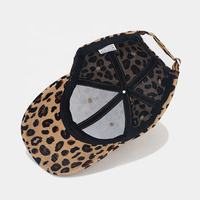 Gorra de béisbol de pana con estampado de leopardo y cebra, lavada, desgastada, con diseño de coleta cruzada y estilo desordenado