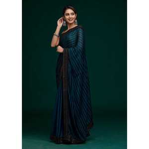 Sari tendance à silhouette droite avec broderie de sequins - Product Image 5