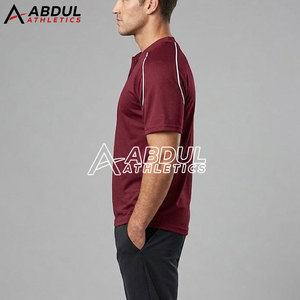 Maillot de baseball pour homme, tissu léger et coupe confortable, idéal pour les entraînements et les matchs, avec un look élégant et un matériau de qualité. - Product Image 6
