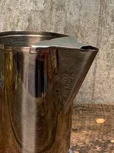 High Quality Stainless Steel Water Jug With Lid Premium Beverage Serving Pitcher For <b>Commercial</b> Kitchen Restaurant And Hotel - Product Image 3