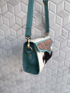 Nuevo Bolso Bandolera de Cuero Grabado a Mano para Mujer, Estilo Western Vintage, Bolso de Hombro Boho con Pelo de Piel, Bolso Cruzado - Product Image 2