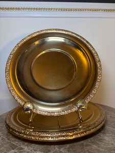 Ensemble de plats de présentation ronds élégants à bord doré pour la décoration de table de mariage - Product Image 4