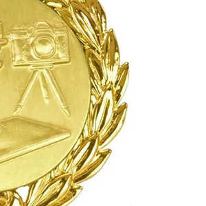 Fabricant de badges métalliques, écussons personnalisés pour uniformes, vestes, chapeaux et accessoires - Product Image 2