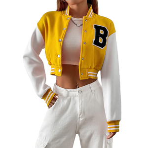 เสื้อแจ็คเก็ตวาร์ซิตี้แบบครอป ขายส่ง ปักโลโก้ตามสั่ง เสื้อโค้ทสำหรับผู้หญิง เสื้อแจ็คเก็ตบอมเบอร์วาร์ซิตี้แบบครอป - Product Image 5