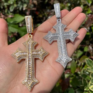 Collier pendentif croix de luxe, diamant taille baguette, plaqué or 18 carats, bijoux religieux pour homme, style chrétien - Product Image 4